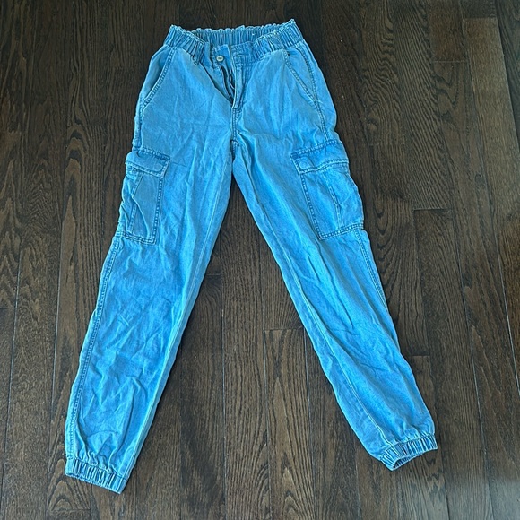 American Eagle Blue Cargo Pants - Picture 1 of 2